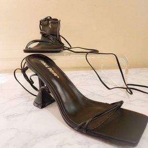 Dymond Heel Sandals Wide Width